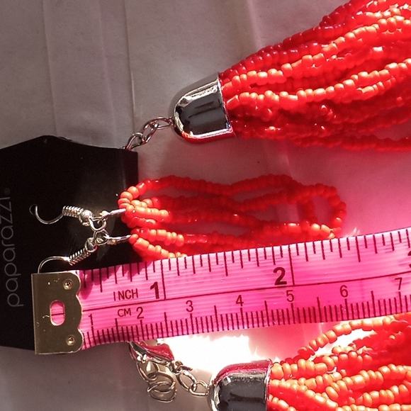 Necklace and earring set - Picture 5 of 5